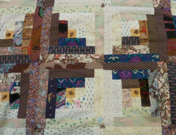 Tied Log Cabin Quilt