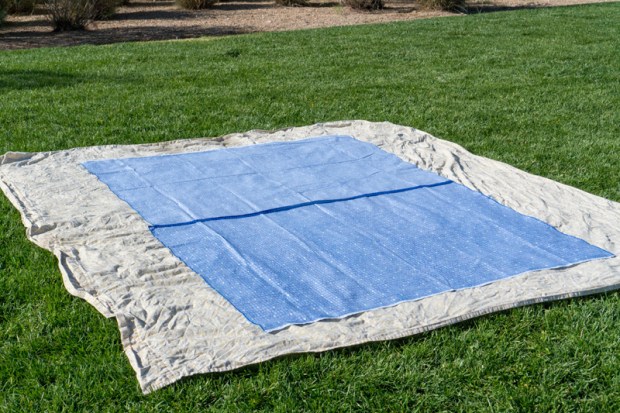 Spray basting a quilt by Christa Quilts