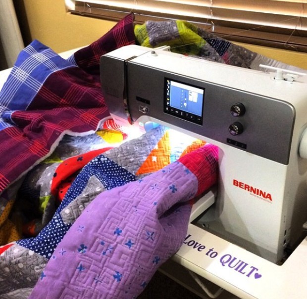 Scrunching and smooshing to machine quilt