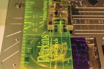 Perfect Piecing Seam Guide