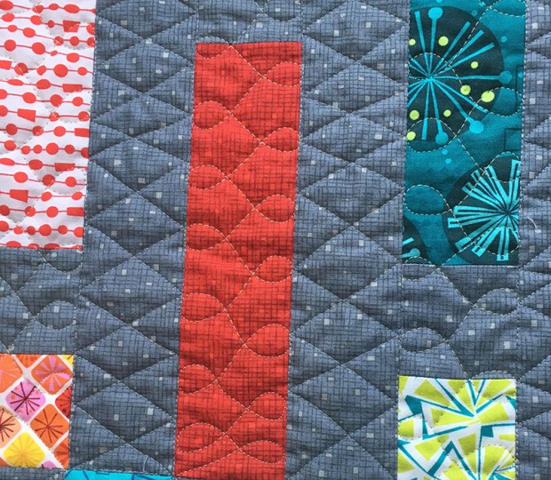 Cursive L's Free-motion quilting