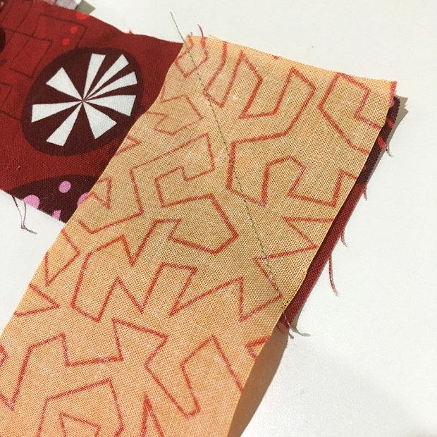 Sewing binding strips