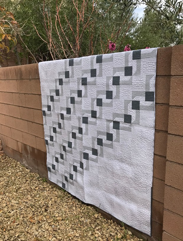 Interlinked Quilt by Christa Watson